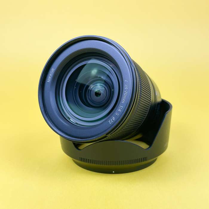 Nikon Z 24-70/4 S | 20320427