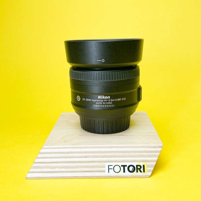 Nikon 35mm f/1.8G AF-S DX  | 2848802