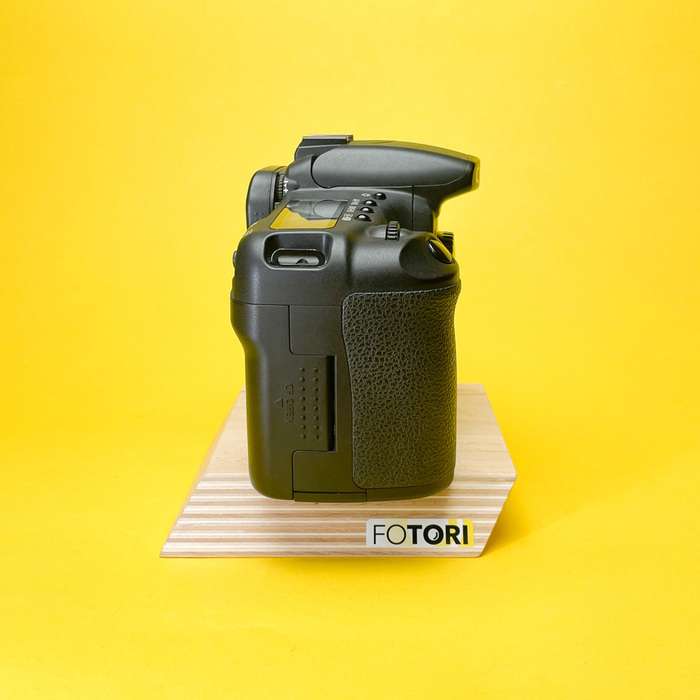 Canon EOS 20D | 0830414314