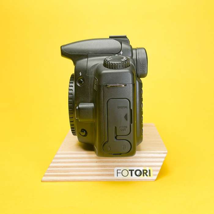 Canon EOS 20D | 0830414314