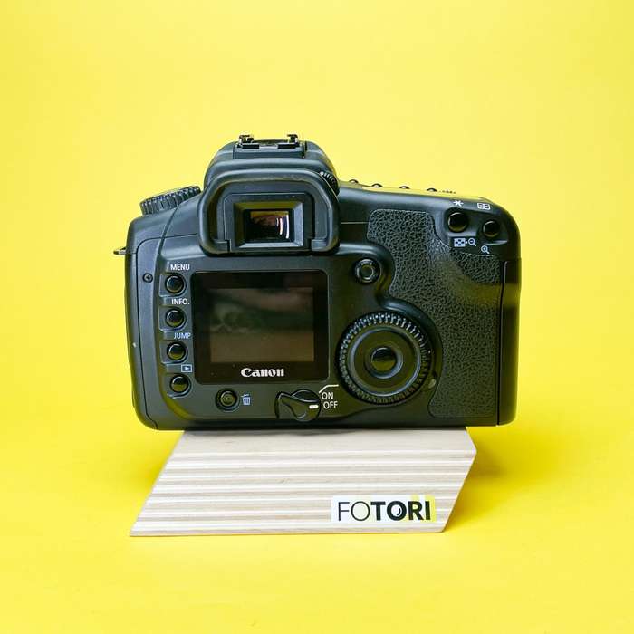 Canon EOS 20D | 0830414314