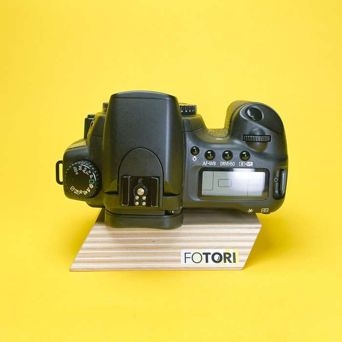 Canon EOS 20D | 0830414314