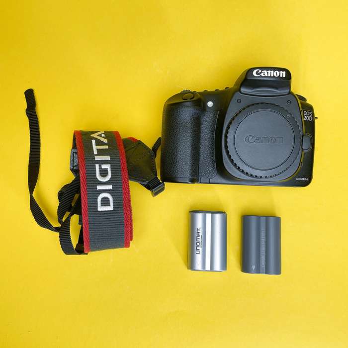 Canon EOS 20D | 0830414314