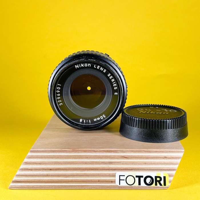 Nikon 50mm 1:1.8  E | 3296901