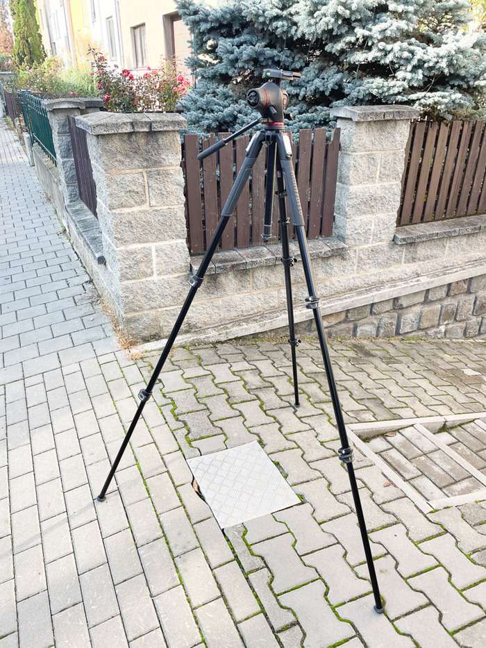 Manfrotto MT190X3 + Hlava MH055M8-Q5 | stativ s hybridní  hlavou