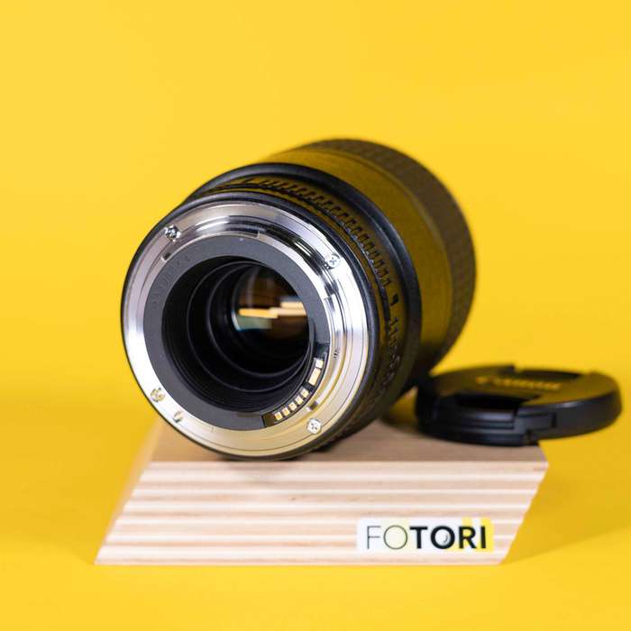 Canon EF 100 mm f/2,8 Macro USM | 44371154