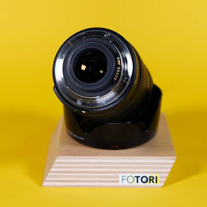 Canon EF-S 18-135mm f/3.5-5.6 IS | 0772029242