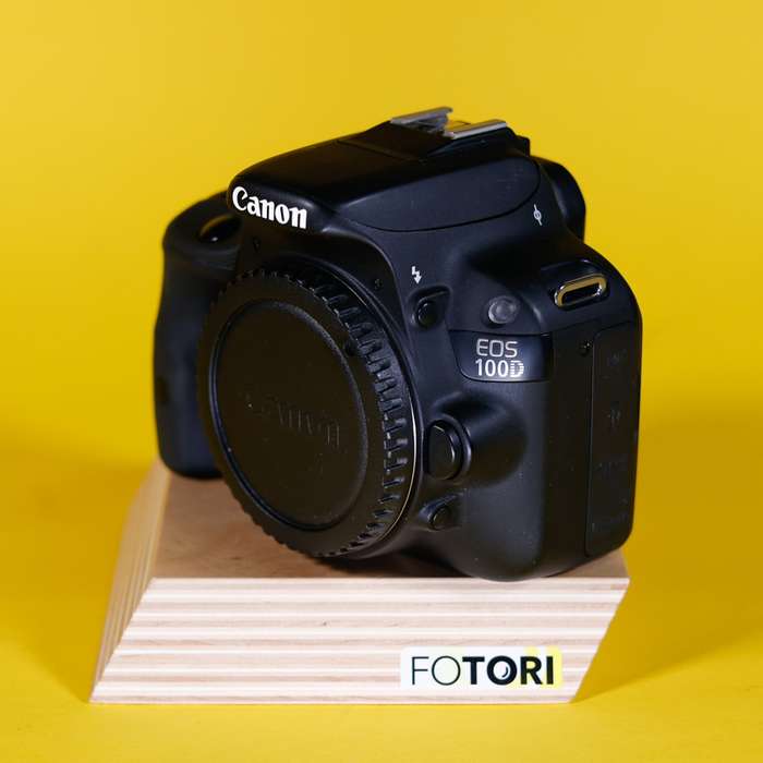 Canon EOS 100D | 033071076566
