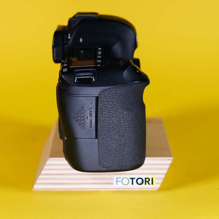 Canon EOS 6D  | 3x baterie  | 243020002923