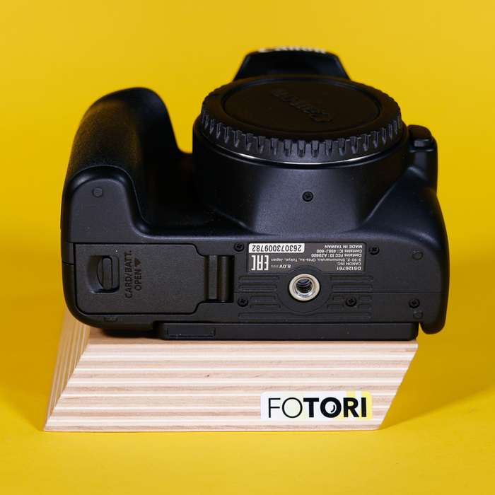 Canon EOS 250D | 263073009782