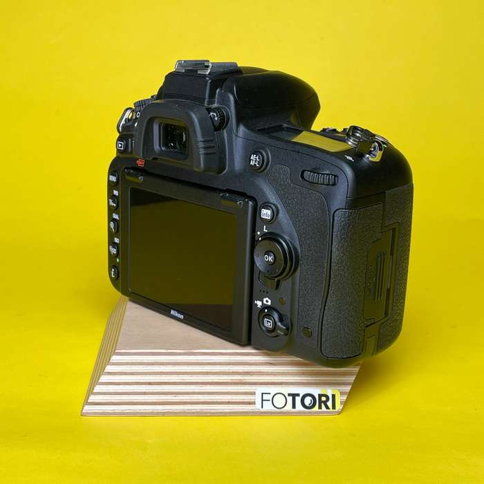 Nikon D750 | 6235776