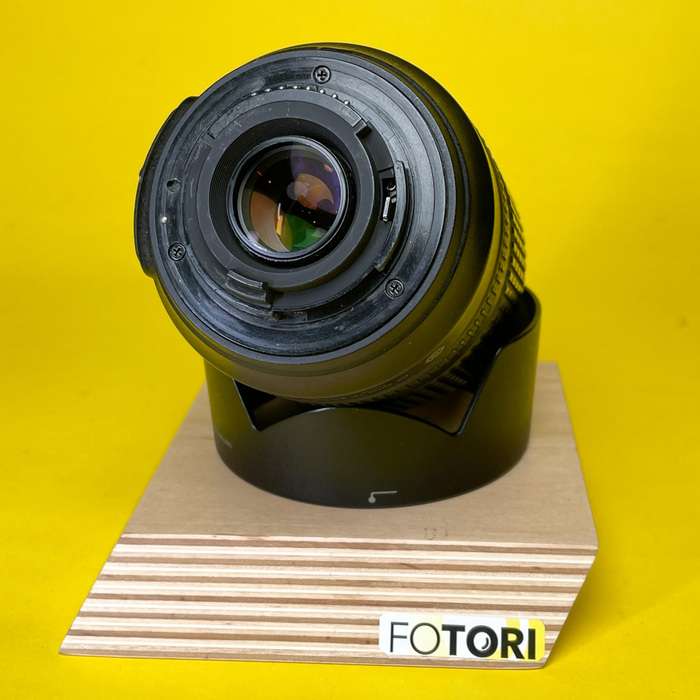 Nikon 18-105mm f/3.5-5.6G AF-S G DX ED VR | 34472029