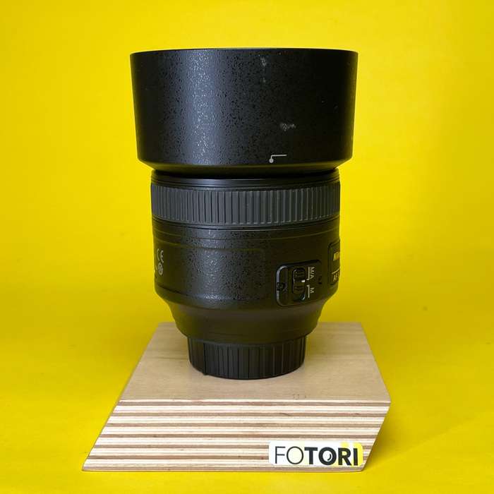 Nikon AF-S 85mm F/1,8 G | 554776