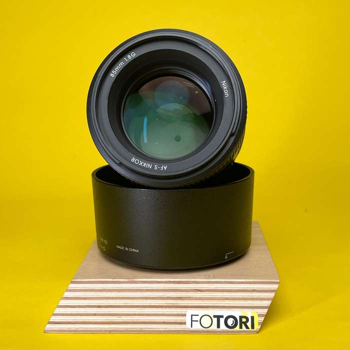 Nikon AF-S 85mm F/1,8 G | 554776