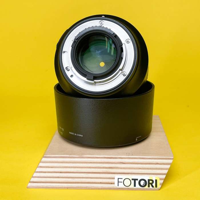 Nikon AF-S 85mm F/1,8 G | 554776