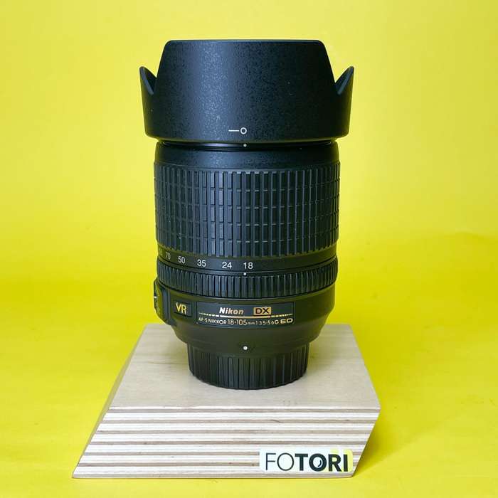 Nikon 18-105mm f/3.5-5.6G AF-S G DX ED VR | 34624275