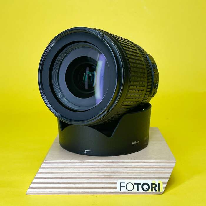 Nikon 18-105mm f/3.5-5.6G AF-S G DX ED VR | 34624275