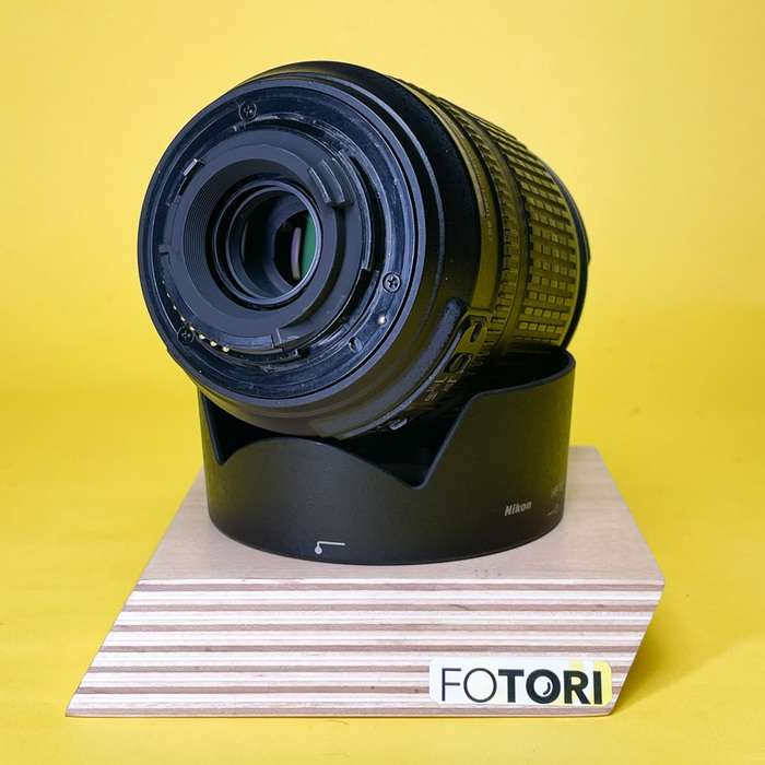 Nikon 18-105mm f/3.5-5.6G AF-S G DX ED VR | 34624275