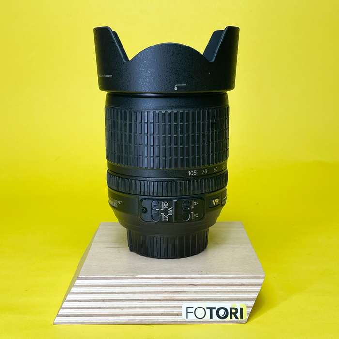 Nikon 18-105mm f/3.5-5.6G AF-S G DX ED VR | 34624275