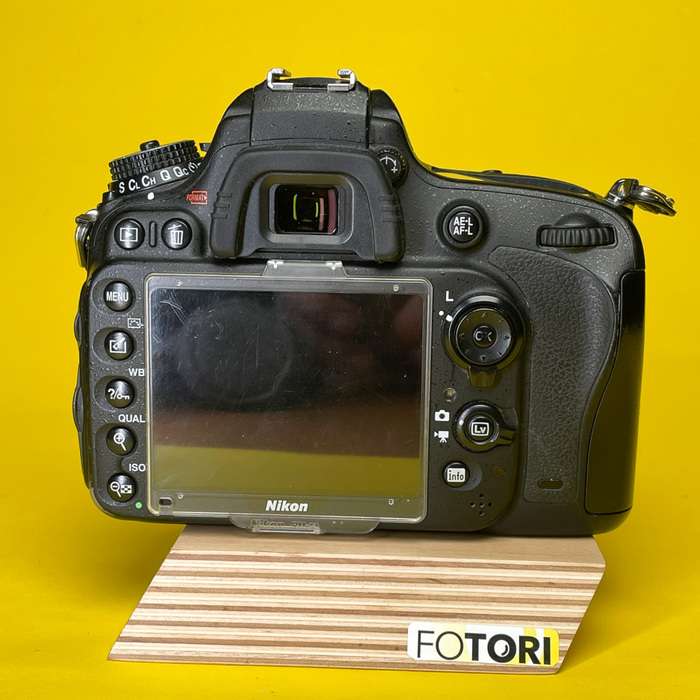 Nikon D610 + grip | 6049366