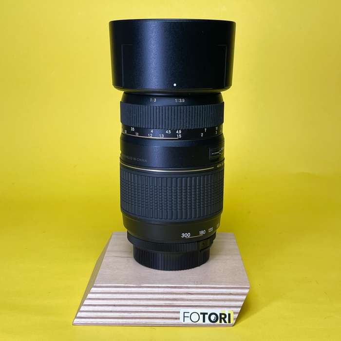 Tamron AF 70-300 mm f/4,0-5,6 Di LD Macro Nikon | 084778
