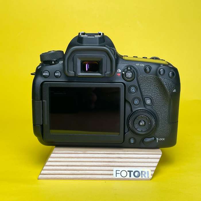Canon EOS 6D mark II | 163052000970