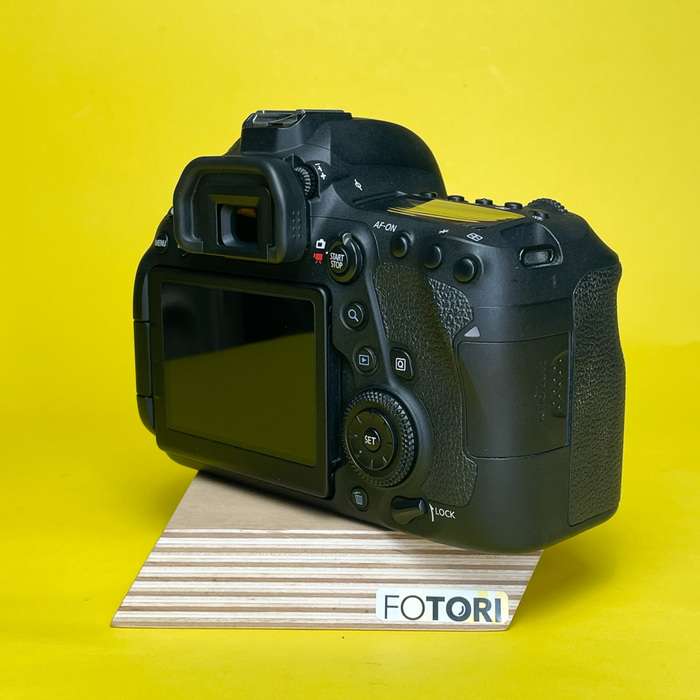 Canon EOS 6D mark II | 163052000970