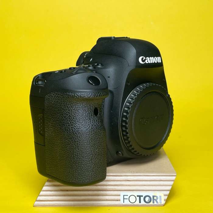 Canon EOS 6D mark II | 163052000970