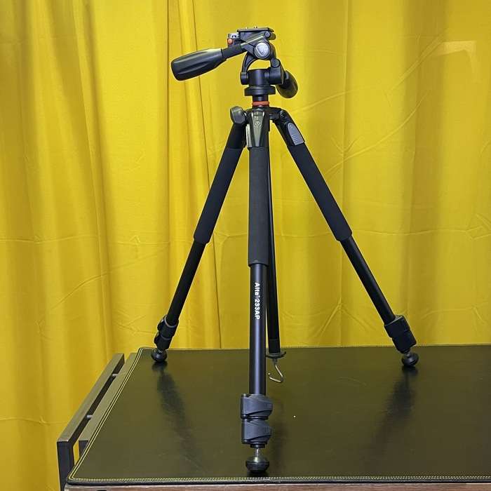 VANGUARD VESTA Alta+ 233AP | Stativ