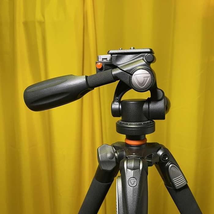 VANGUARD VESTA Alta+ 233AP | Stativ