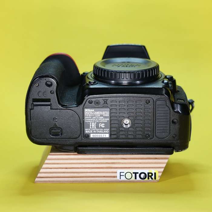 Nikon D750 | 6055571