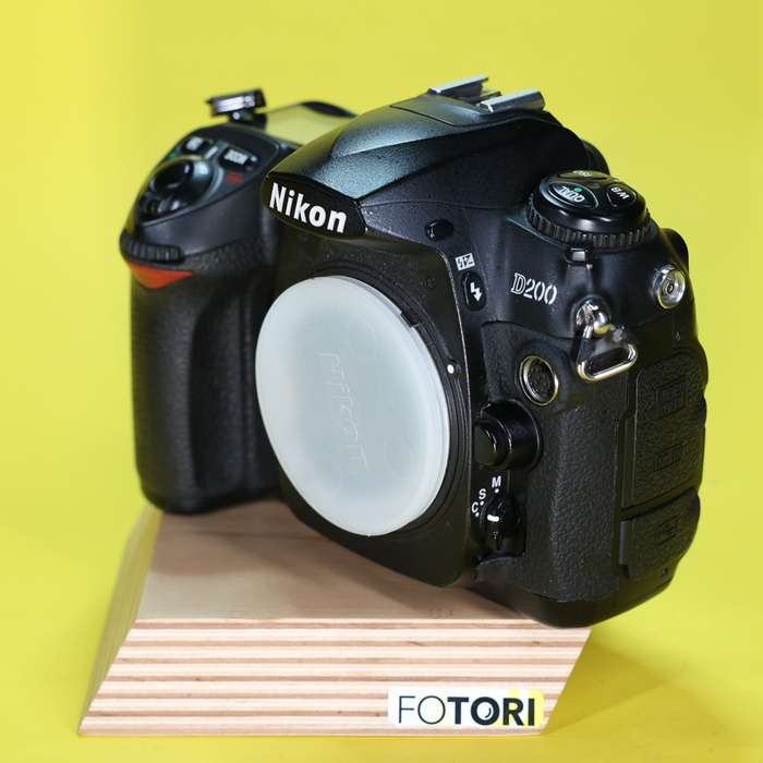 Nikon D200 | 4195729