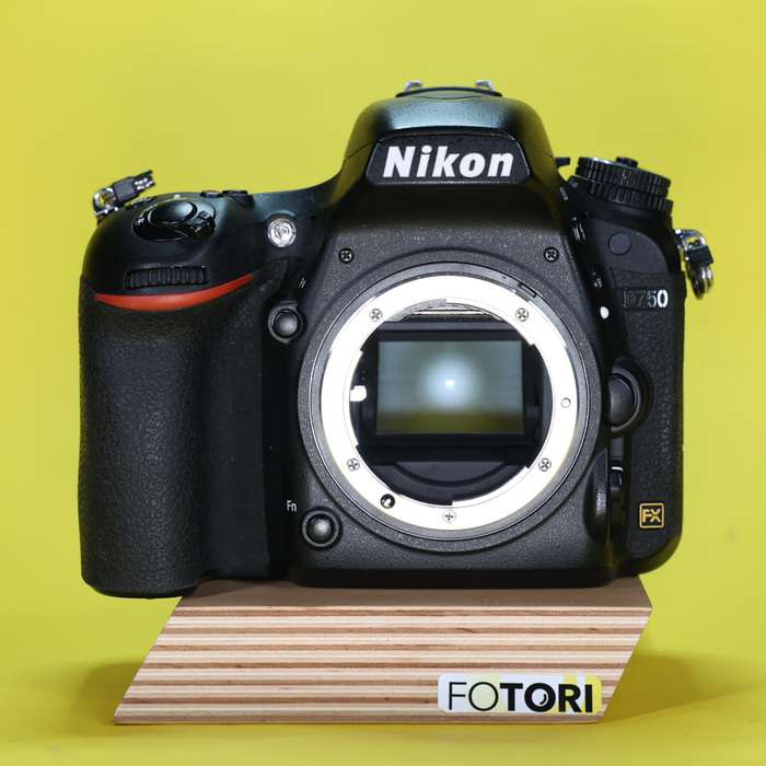 Nikon D750 | 6132495