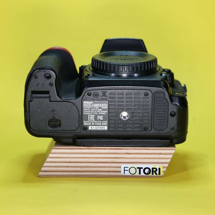 Nikon D750 | 6132495