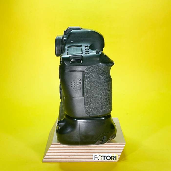 Canon EOS 6D + Grip | 113025002212