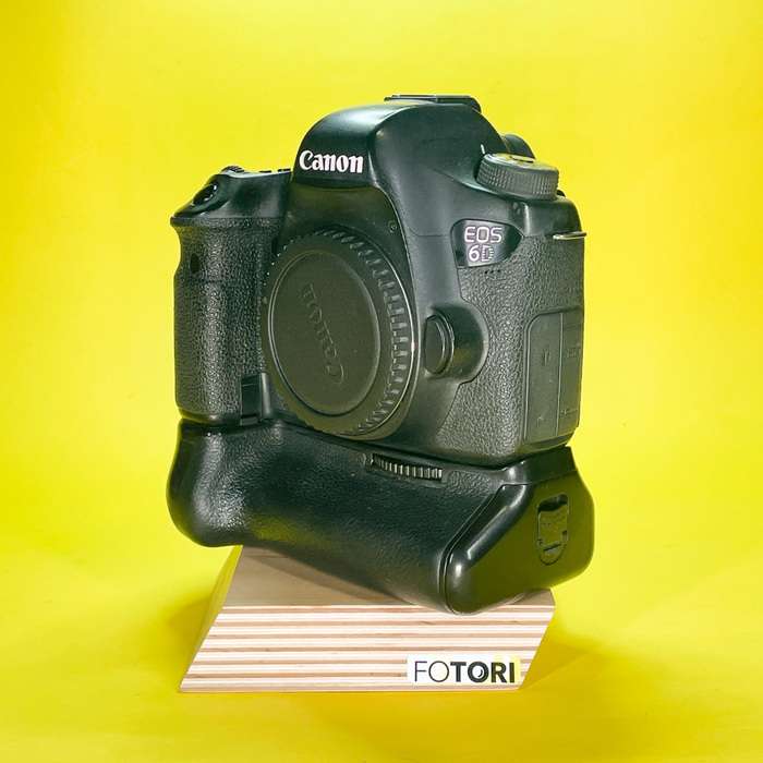 Canon EOS 6D + Grip | 113025002212
