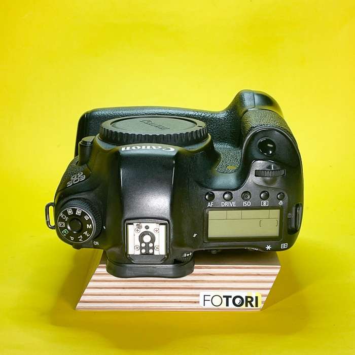 Canon EOS 6D + Grip | 113025002212