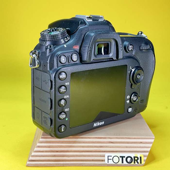 Nikon D7100 | 4810940