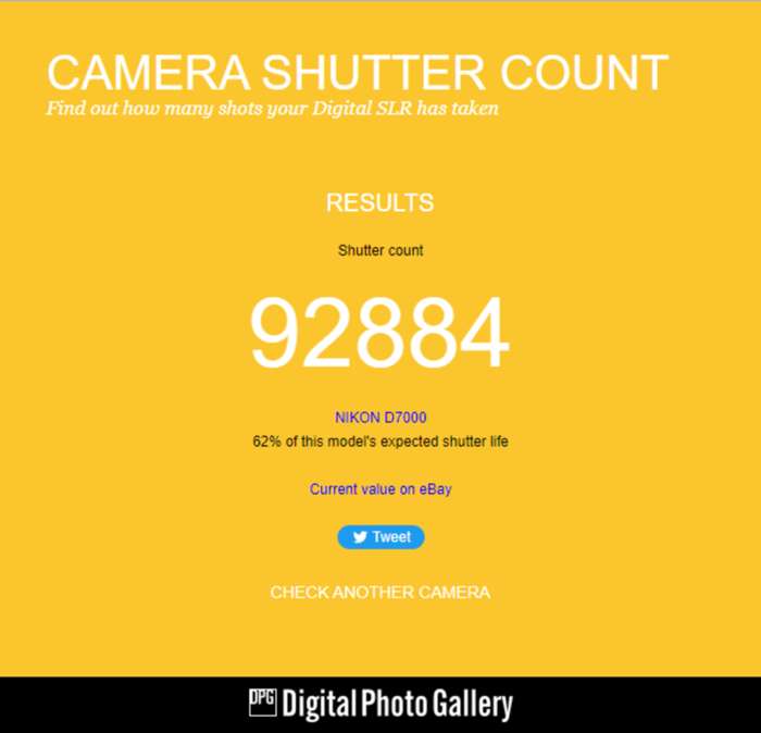 Nikon D7000 + grip, 16 GB SD + náhradní baterie | 6294893