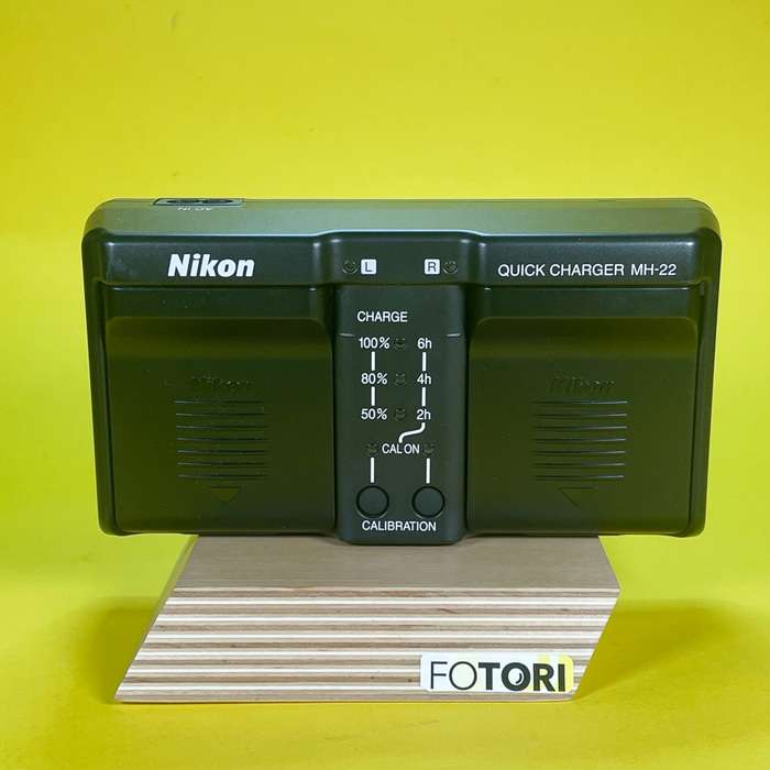 NIKON MH-22 | Rychlo nabíječka pro EN-EL4/EN-EL4a