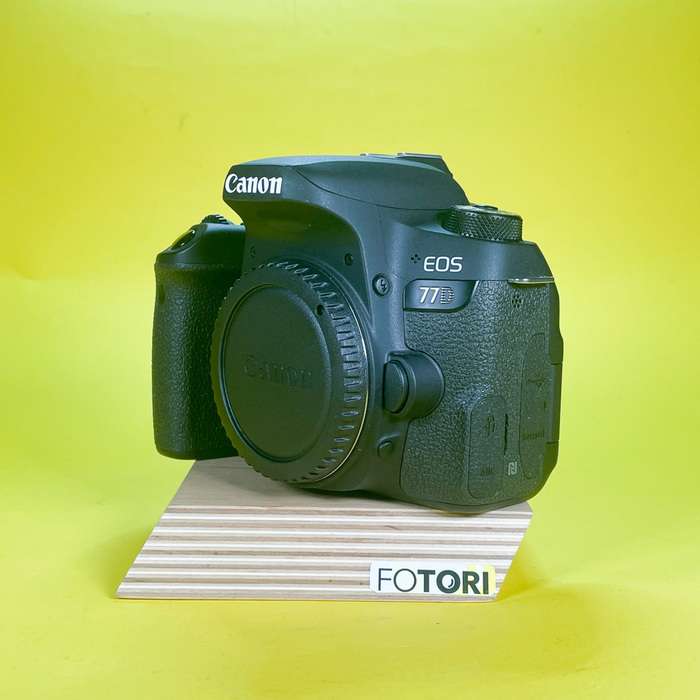CANON EOS 77D | 223071002122