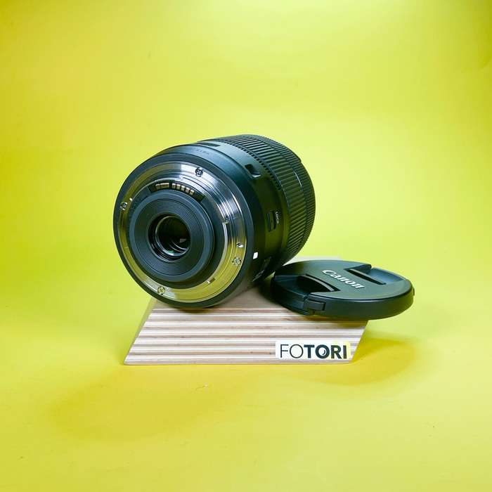 Canon EF-S 18-135 mm f/3,5-5,6 IS USM | 6932015186