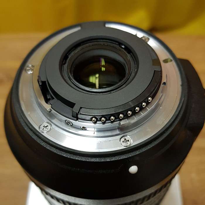 Nikon 18-300mm f/3,5-6,3 AF-S DX G ED VR