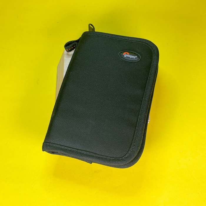 Lowepro pouzdro na karty