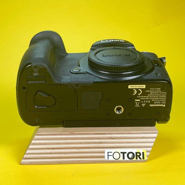 Panasonic lumix DMC-GH5  | WH9DF002980