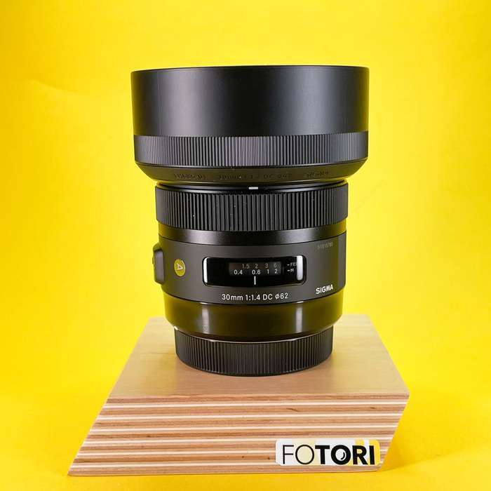 Sigma 30 mm f/1,4 DC HSM Art pro Canon | 51015785