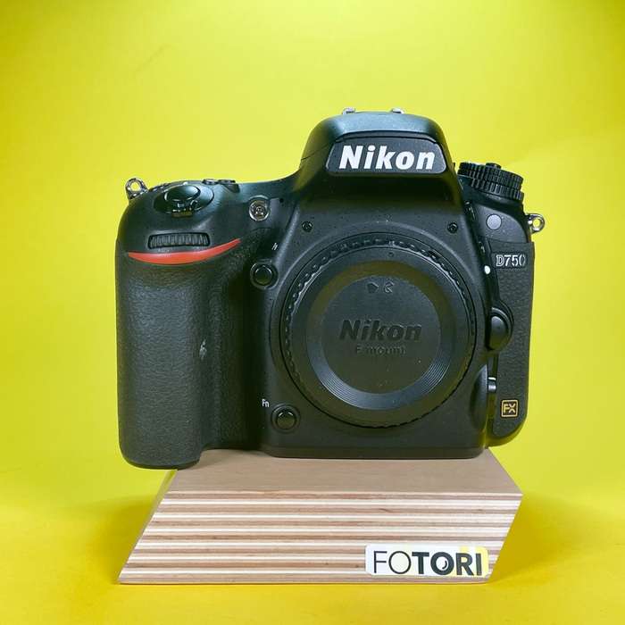 Nikon D750 | 6000233