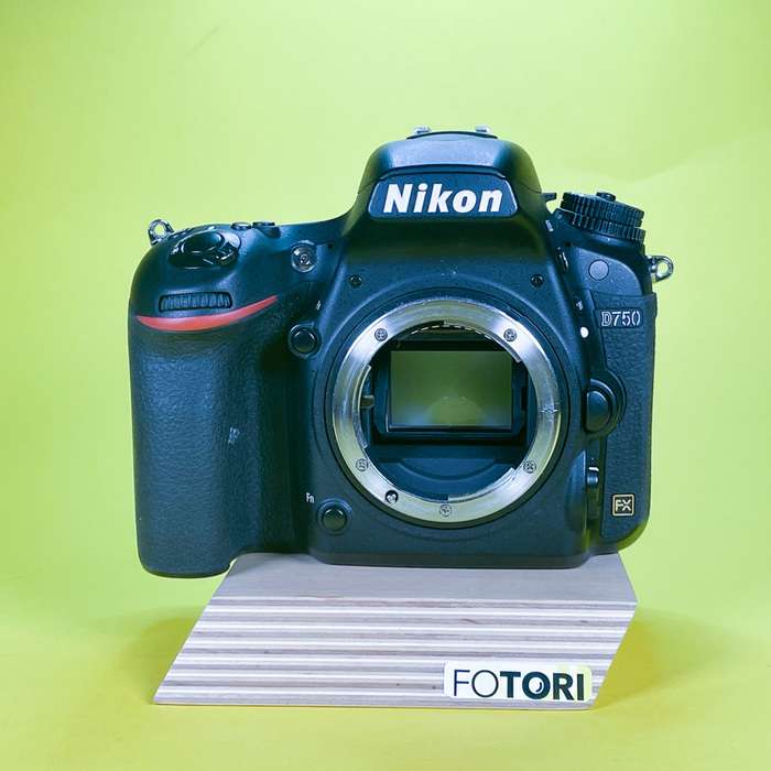 Nikon D750 | 6000233