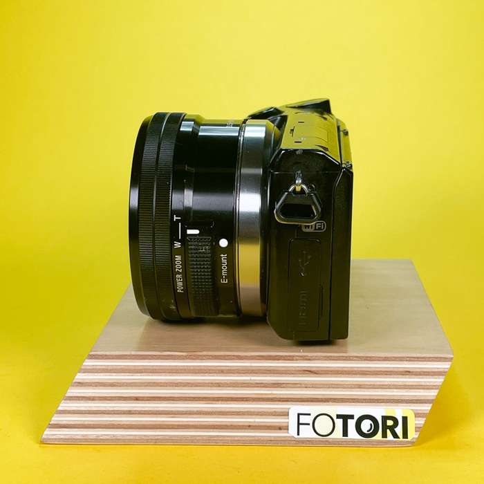 Sony Alpha NEX-5R + 18-50mm | 5142811