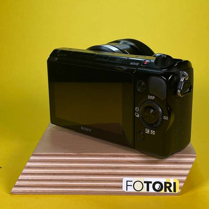 Sony Alpha NEX-5R + 18-50mm | 5142811